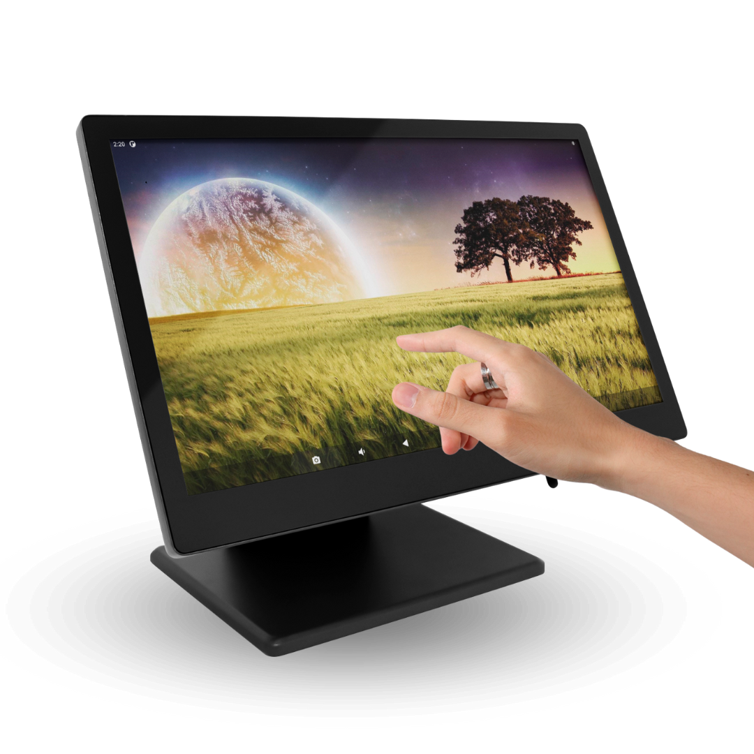 Fotografía del Punto de Venta Android 11 con Pantalla Táctil de 15.6'' M8A siendo utilizado por una personaA